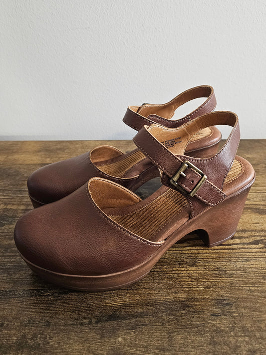BOC Natasha Brown Leather Ankle-Strap Clog Heels | Size 7