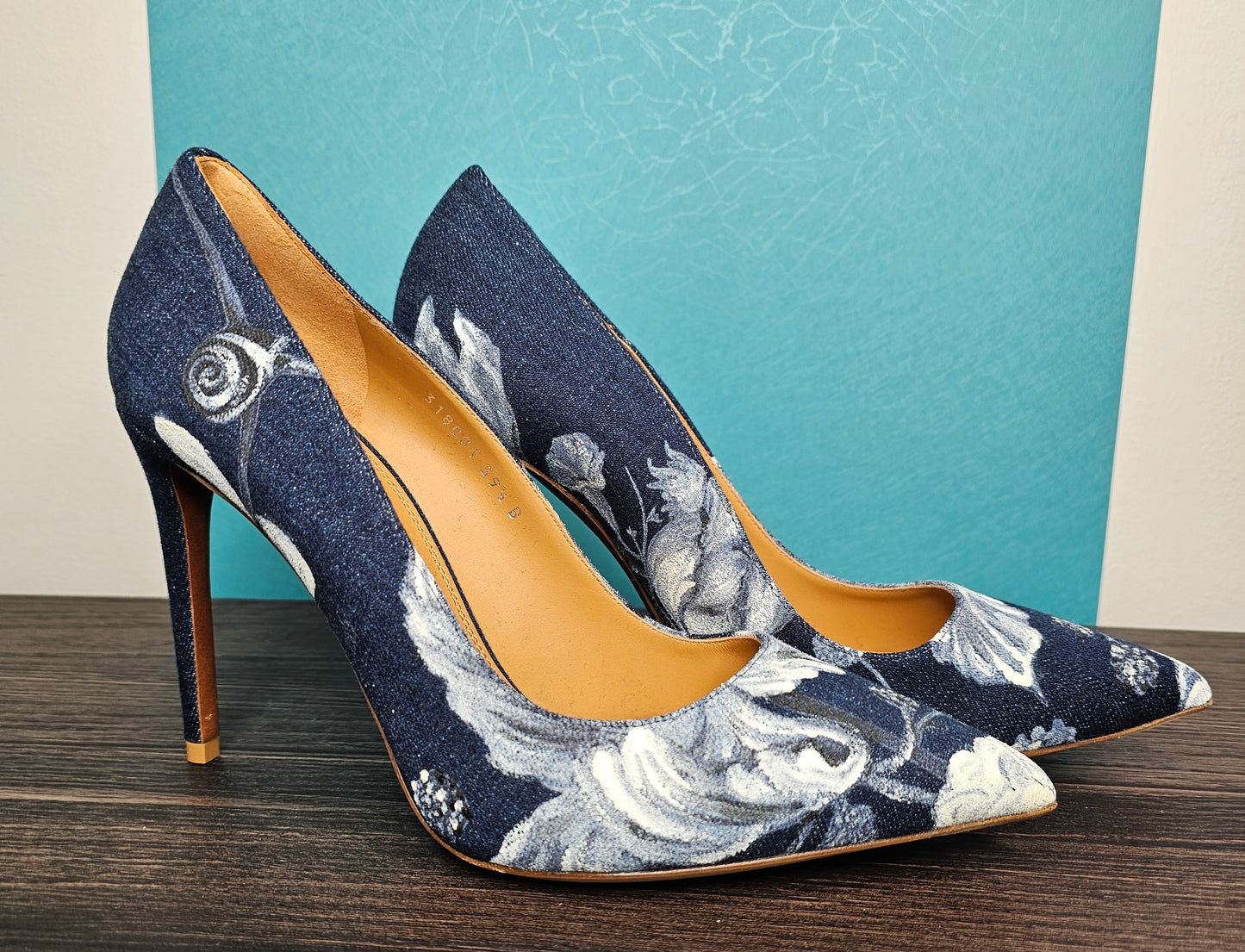 Ralph Lauren Purple Label Celia Floral Denim Pump | Size 8.5