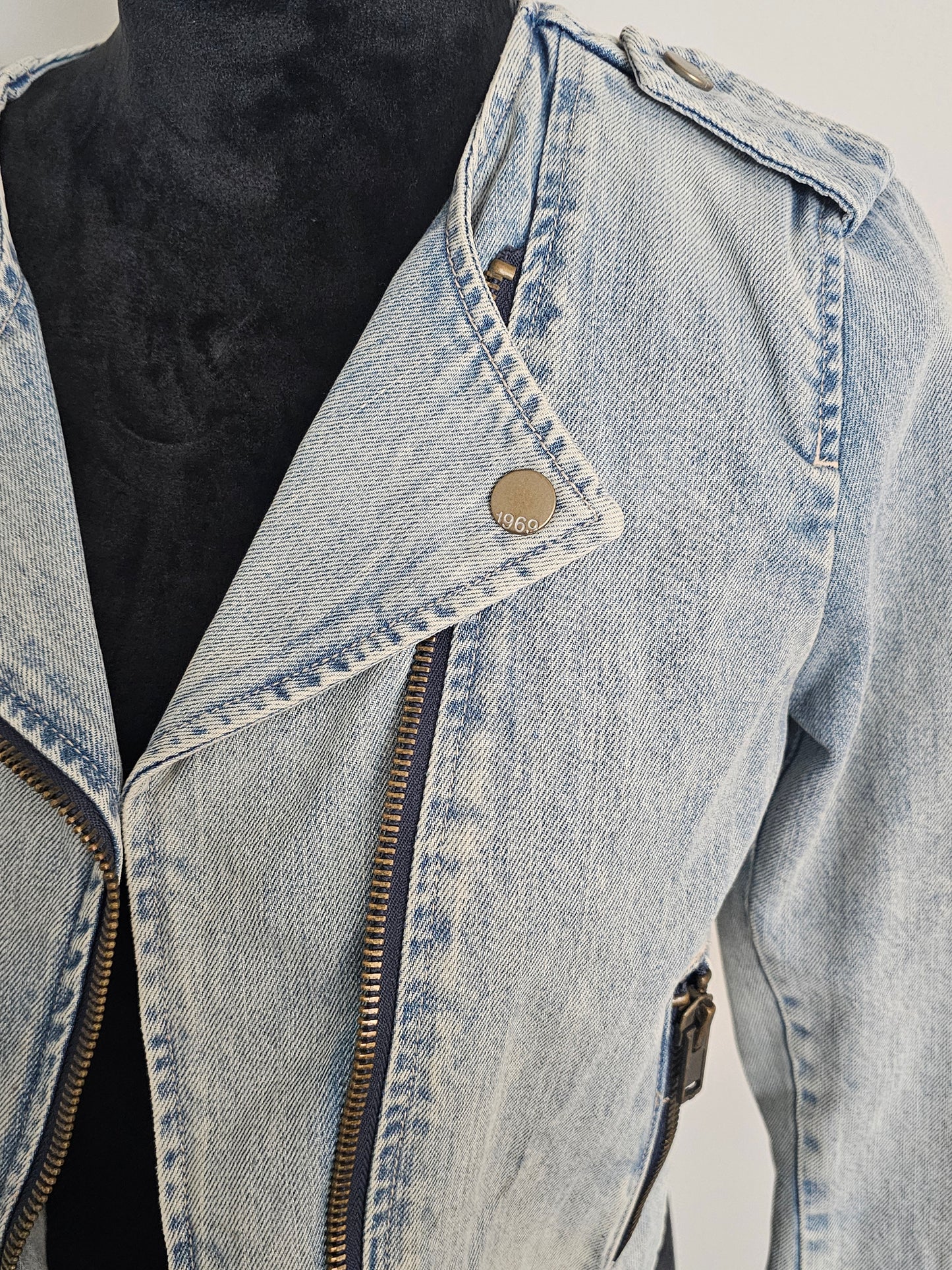 Gap 1969 Cropped Moto Denim Jacket | Size Small