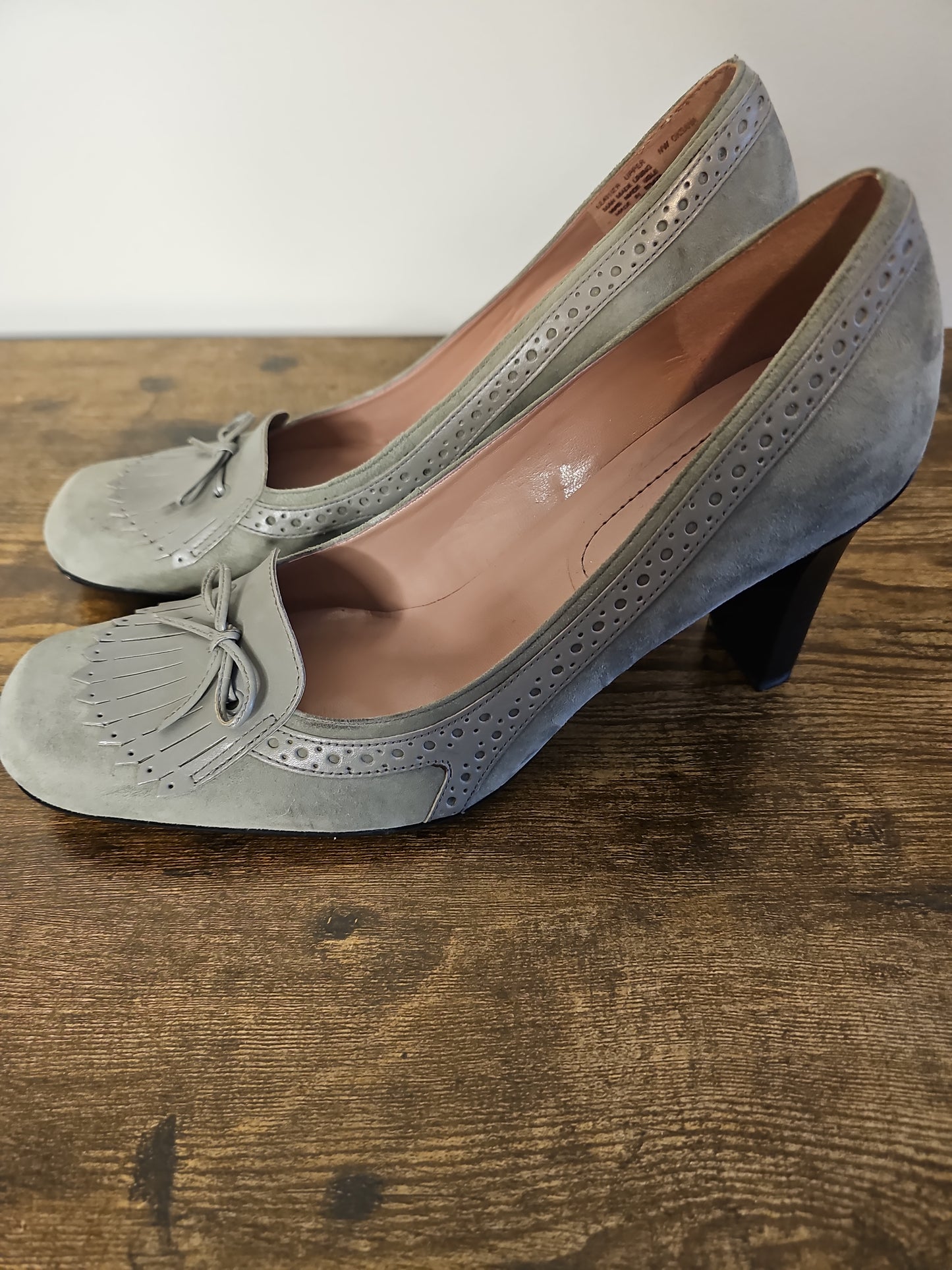 Nine West Oksana Gray Suede Fringe Pumps | Size 10