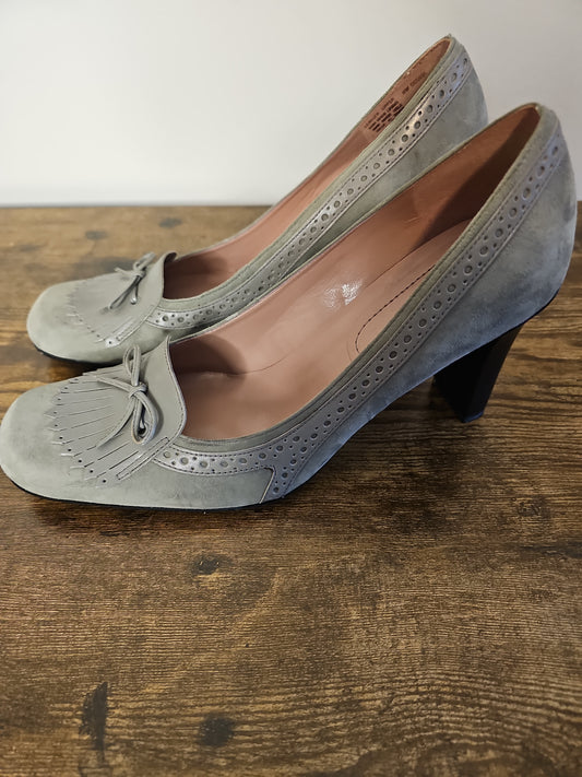 Nine West Oksana Gray Suede Fringe Pumps | Size 10