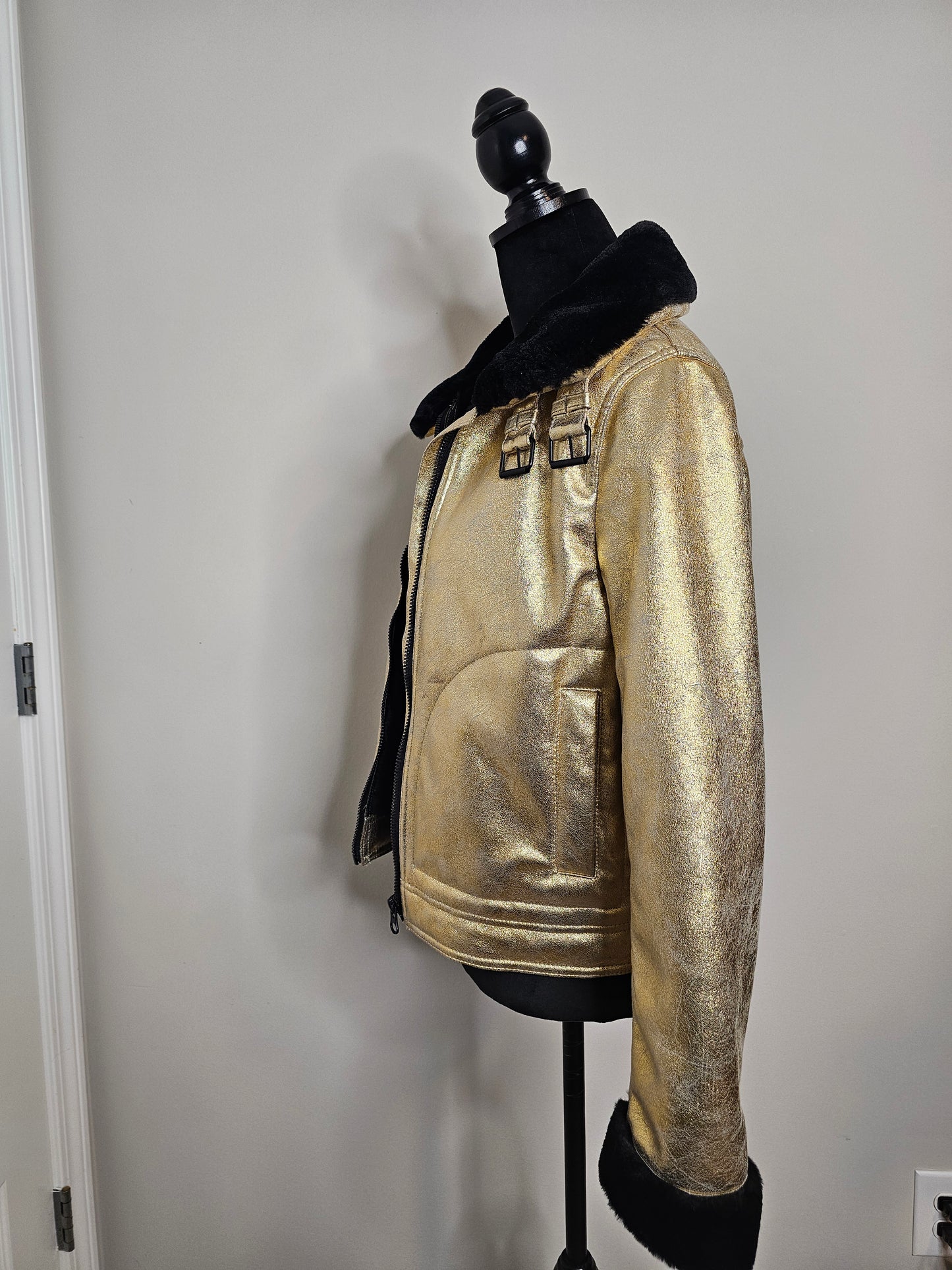 DIVIDED H&M Gold Faux Leather Moto Jacket Black Faux Fur Collar |Size 8 Medium
