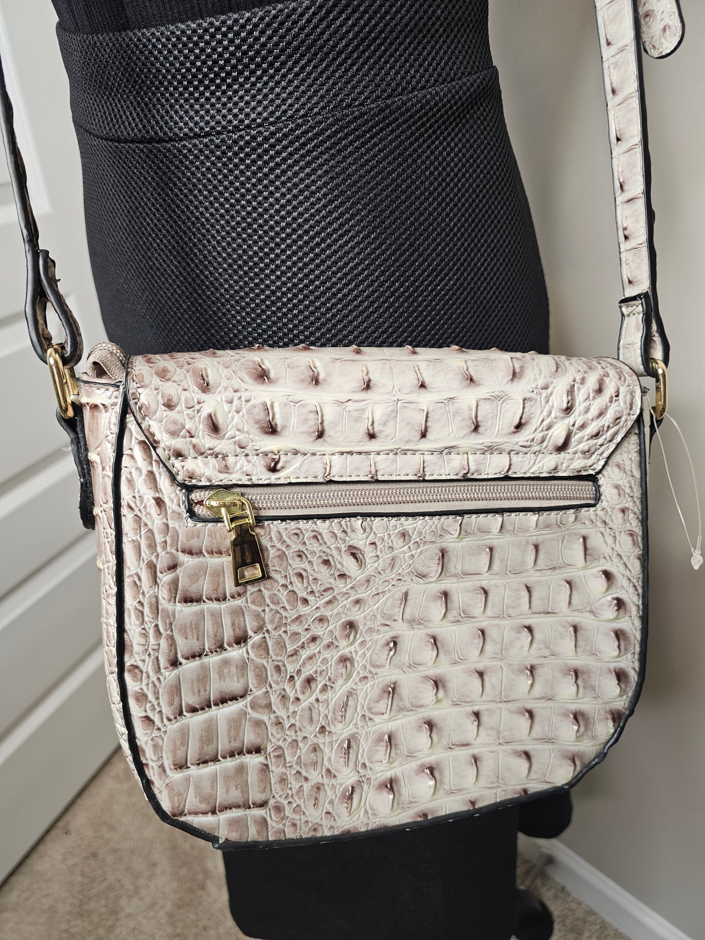 Brahmin Croc Embossed Crossbody Bag | Neutral Ivory | Gold Hardware