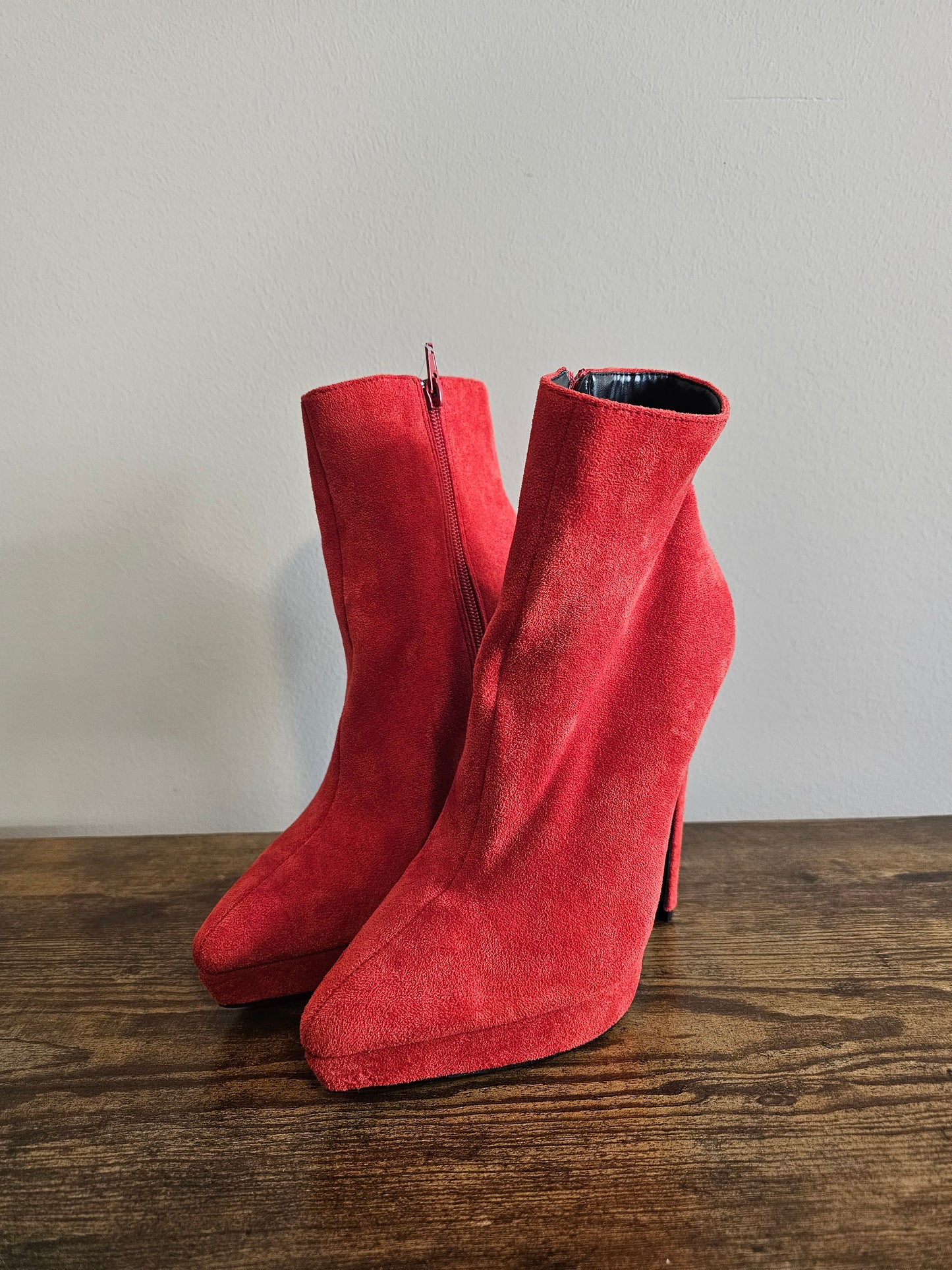 Miss Look Money Talks Red Suede Ankle Boots Size 7.5
