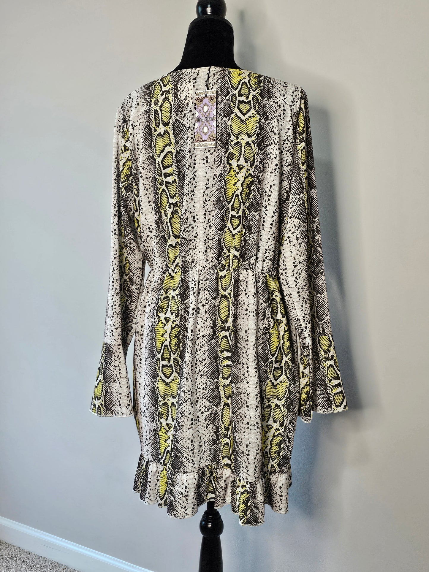 Boohoo Snake Print Wrap Dress with Ruffle Hem | Size Large