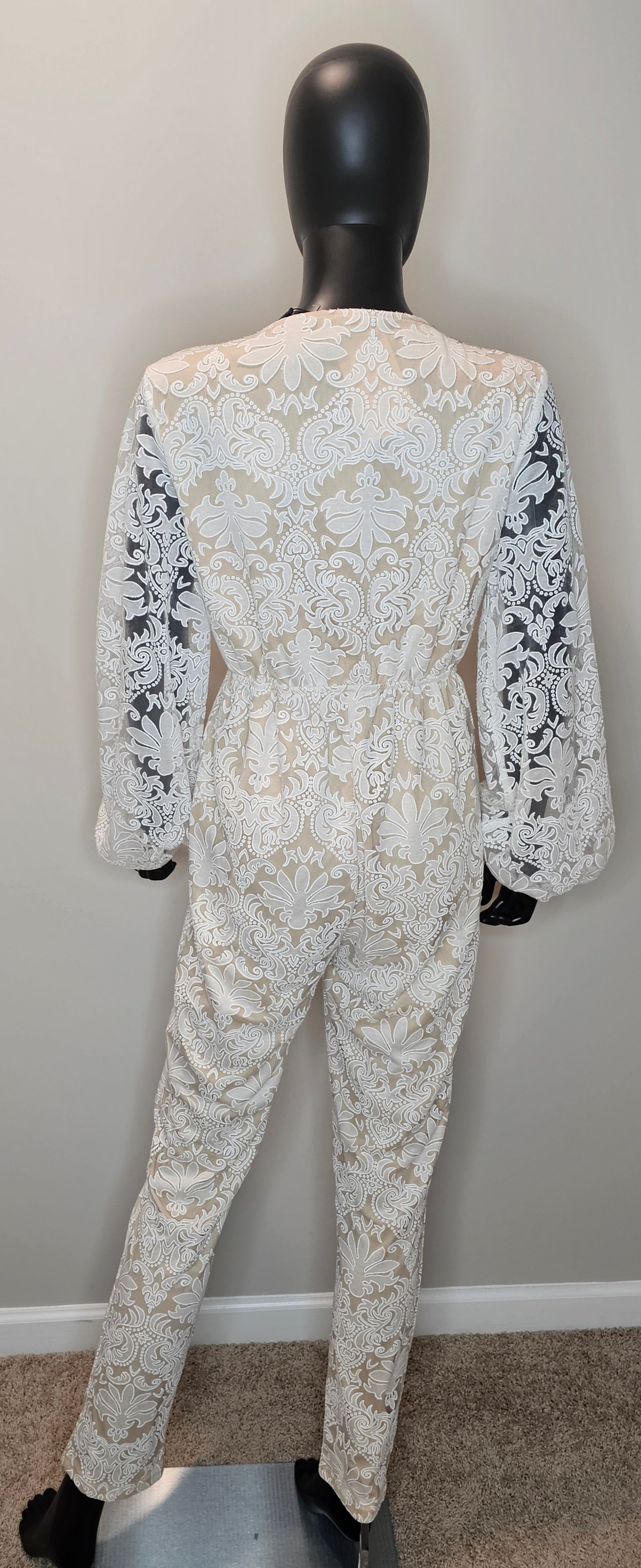 PrettyLittleThing White Lace Plunge Neck Long Sleeve Jumpsuit | Size Small