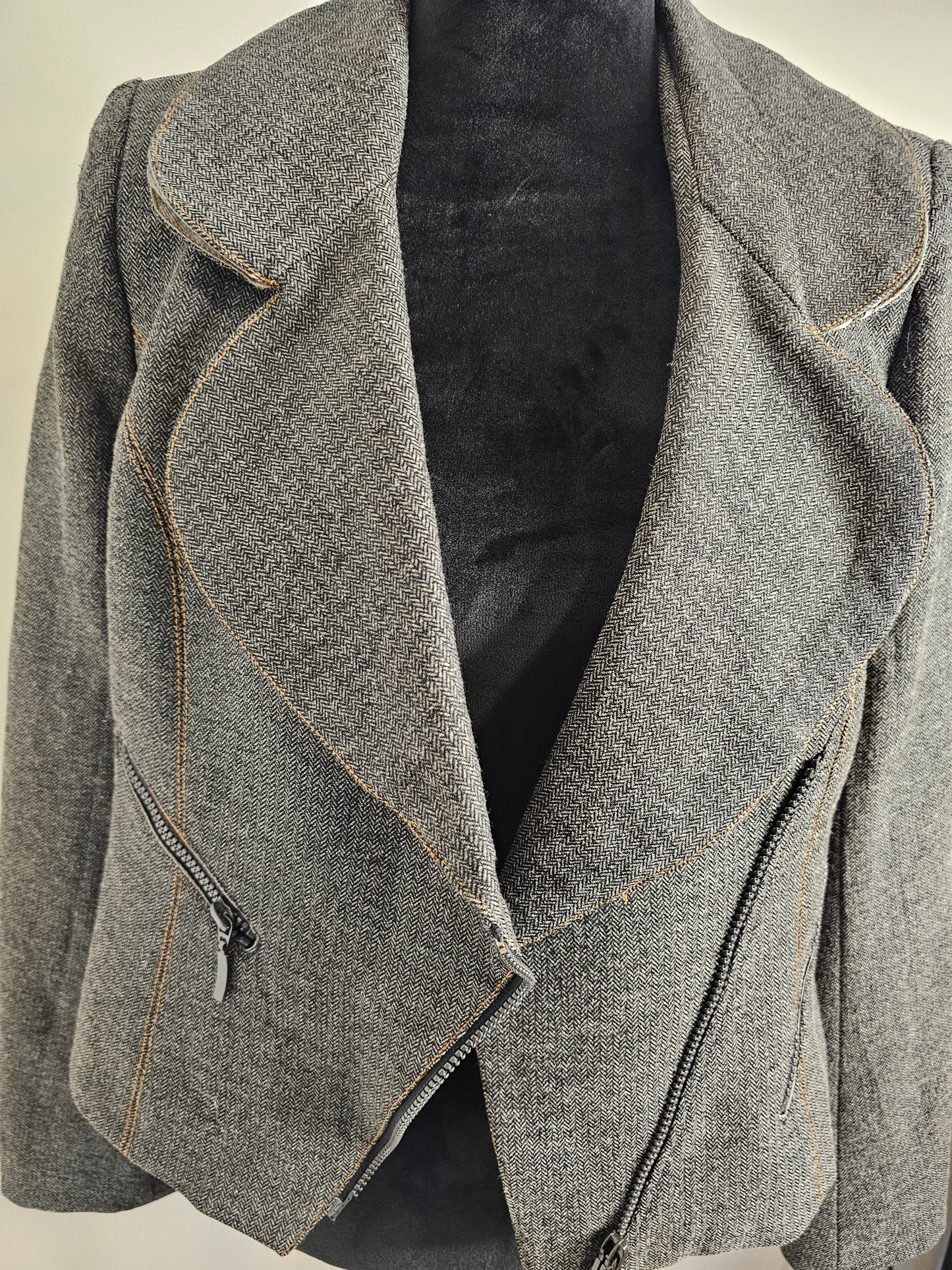 Femme Je Vous Aime Moto Jacket Gray Herringbone Zip Front|Size Medium