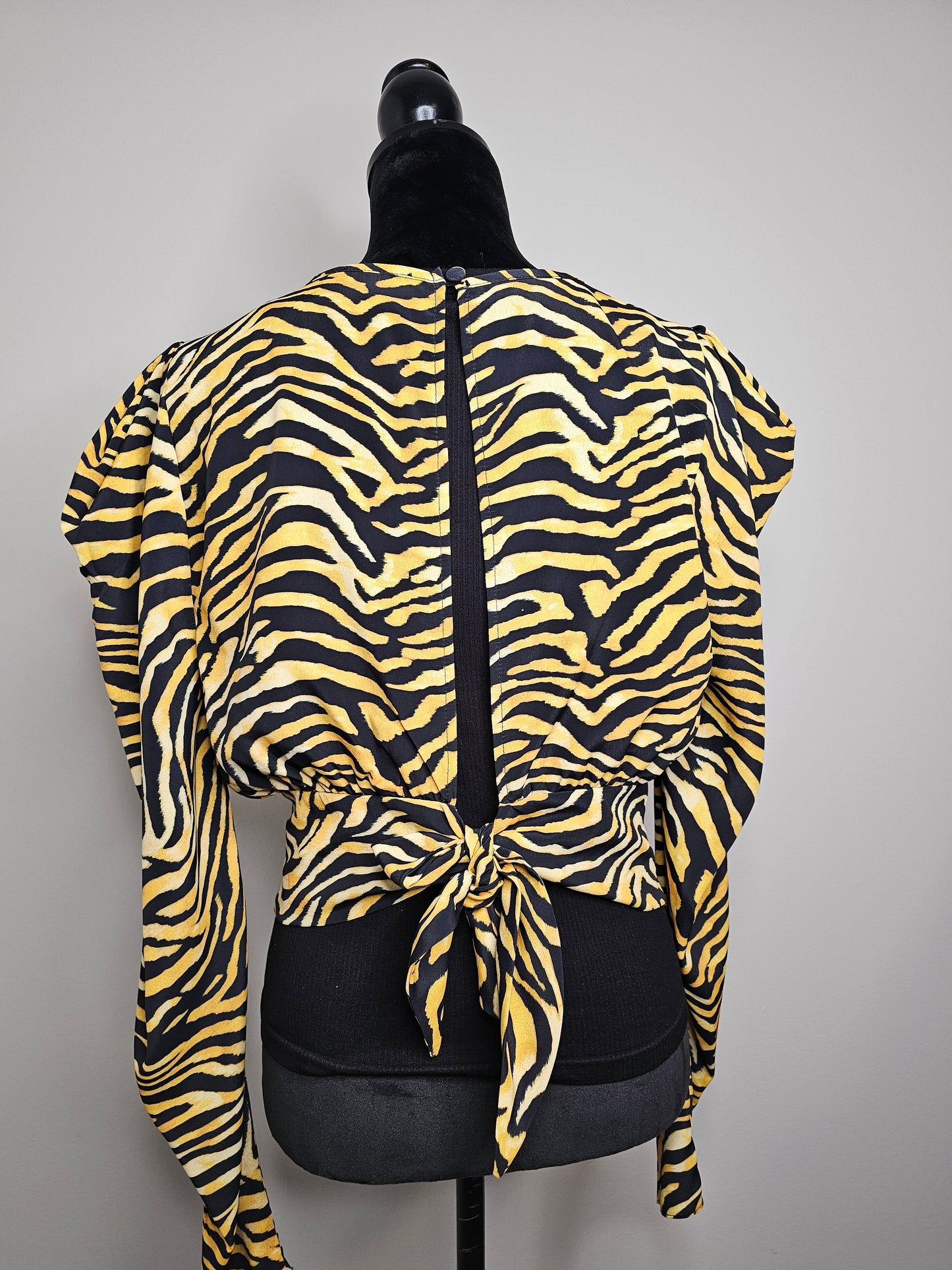 ASOS Design Zebra Print Open Back Top  Statement Blouse Size 10 Medium