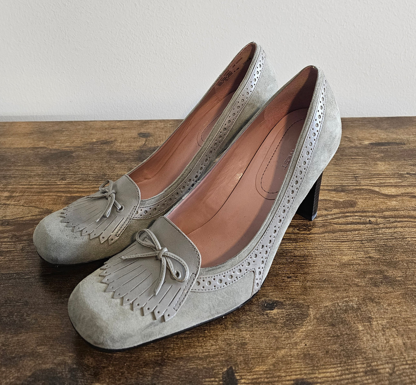Nine West Oksana Gray Suede Fringe Pumps | Size 10