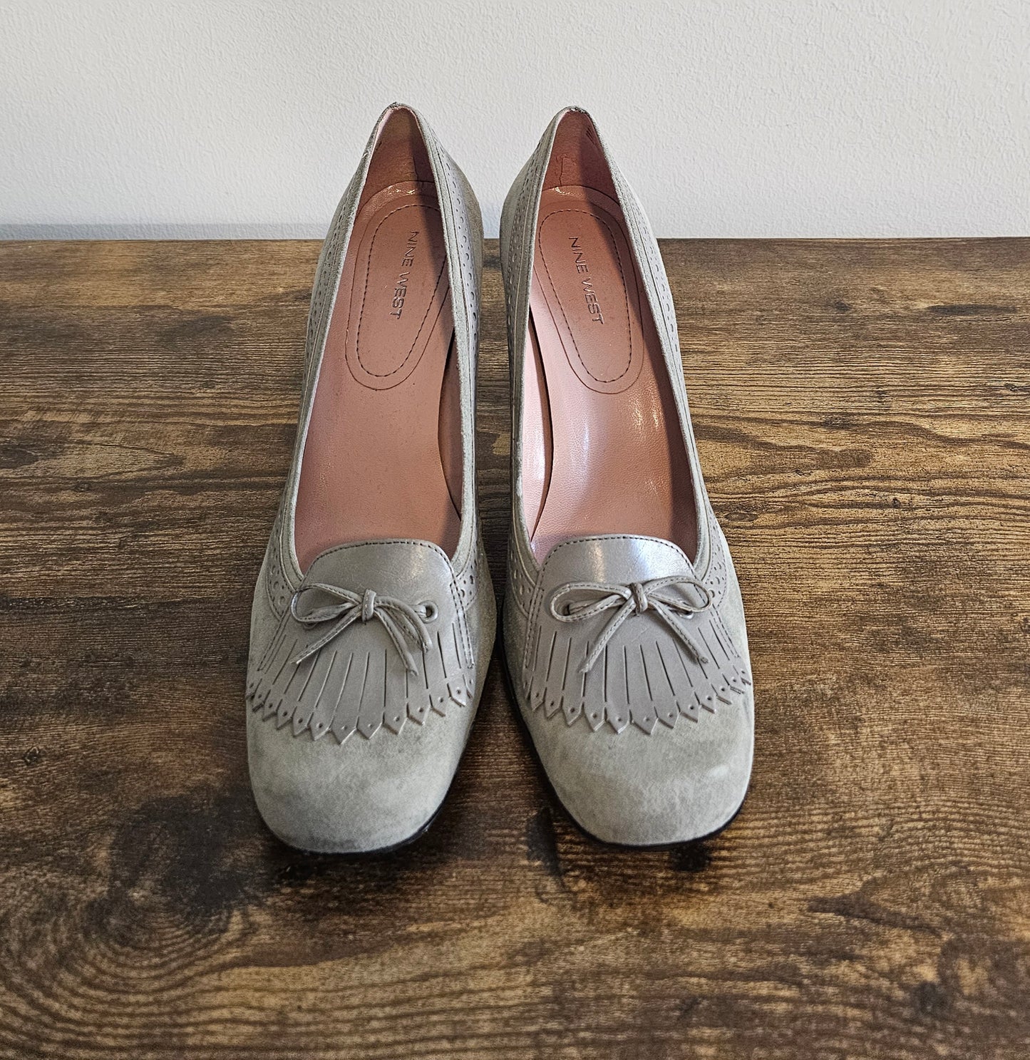 Nine West Oksana Gray Suede Fringe Pumps | Size 10